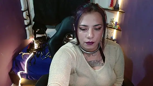 Webkamerová show Alexa_Slavehot777