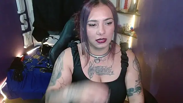 Alexa_Slavehot777's Webcam Show