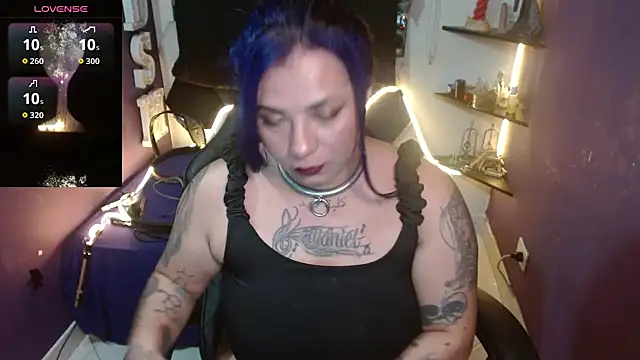 Alexa_Slavehot777's Webcam Show