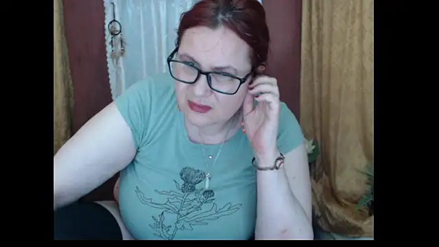 غرفة دردشة PlayfullMature المباشرة