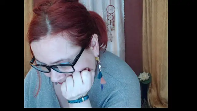 ห้องแชทสดของ PlayfullMature