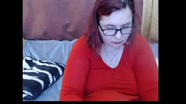 PlayfullMature Chat XXX in diretta