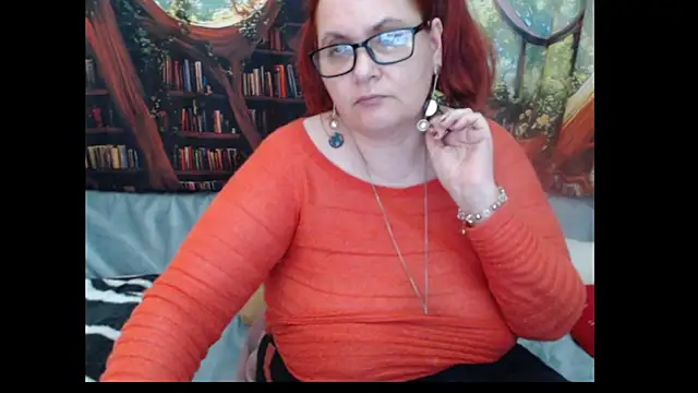 Show de PlayfullMature na webcam