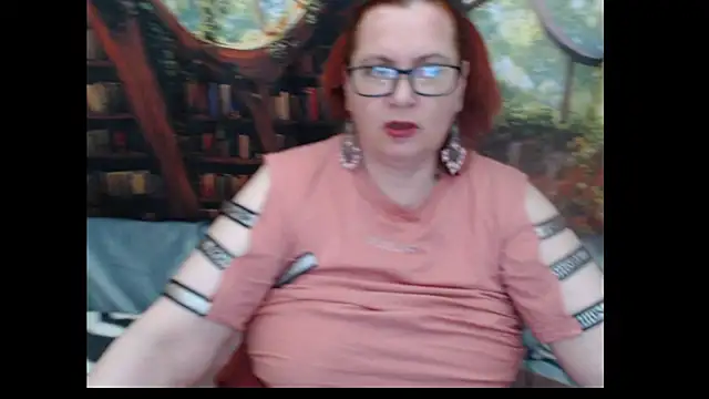 PlayfullMature Live XXX Chat