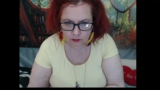 PlayfullMature's Live Chat Room