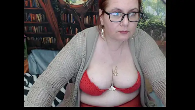 PlayfullMature Adlı Modelin Canlı XXX Sohbeti