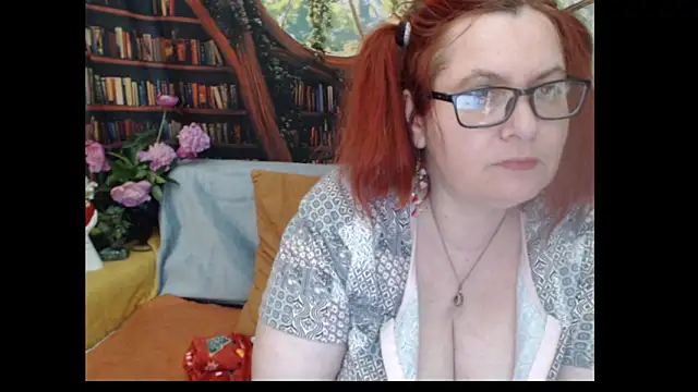PlayfullMature Live XXX-Chat