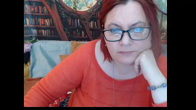 PlayfullMature Chat XXX live