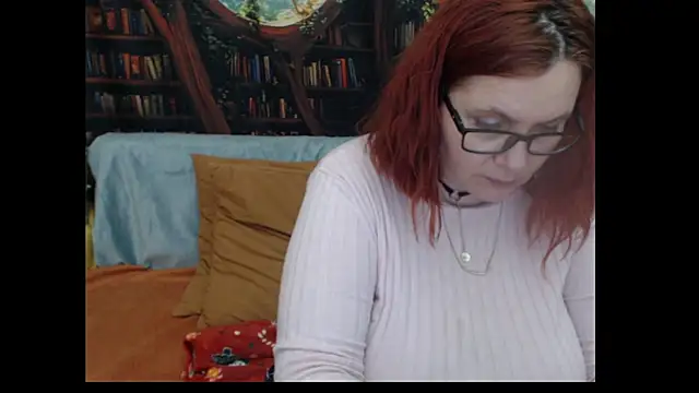 PlayfullMature Chat XXX live