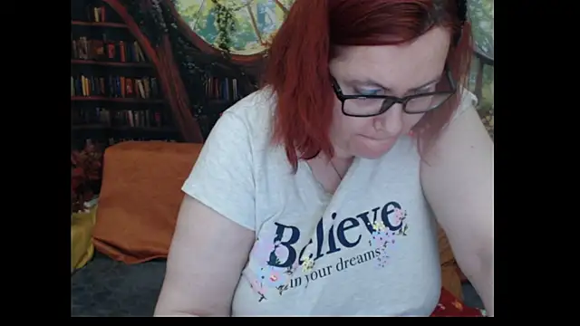 Chatroom XXX en direct de PlayfullMature