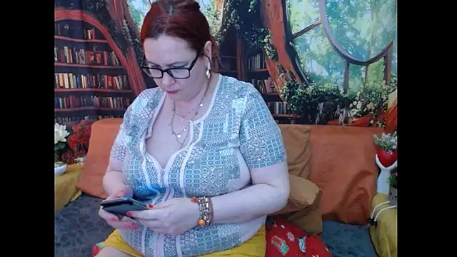 دردشة PlayfullMature الجنسية المباشرة