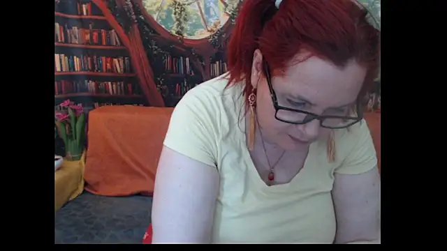 Show de PlayfullMature na webcam