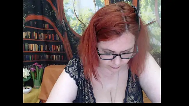 PlayfullMature Chat XXX in diretta
