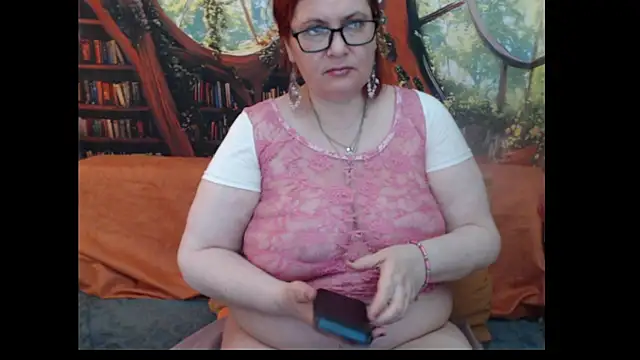 PlayfullMature Chat XXX in diretta