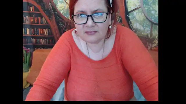 PlayfullMature Chat XXX live