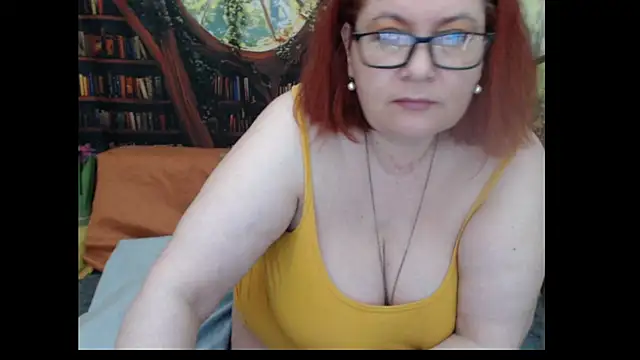 PlayfullMature Chat XXX in diretta