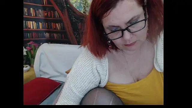 PlayfullMature Live XXX-chat