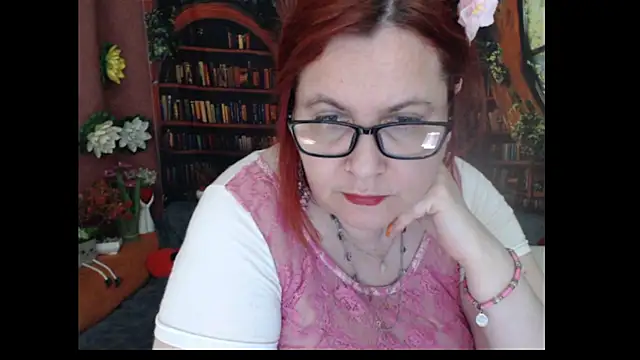 PlayfullMature Live XXX-chat