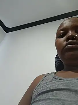queennapal Pertunjukan Webcam