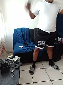 Webkamerová show YellowBoneDick20xxx