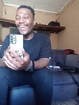 Pokazy przed kamerką – YellowBoneDick20xxx