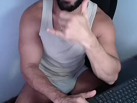 abeardguyone's Live XXX Chat