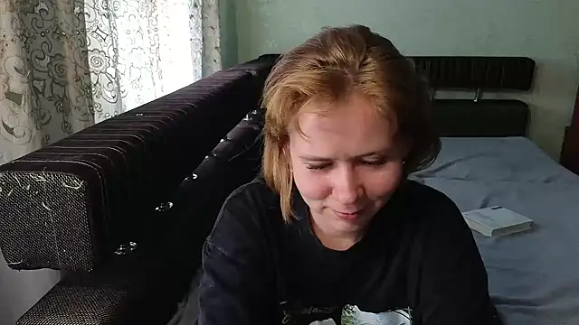 Riley_Roo Adlı Modelin Canlı XXX Sohbeti