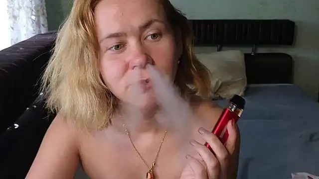 Riley_Roo Show Webcam