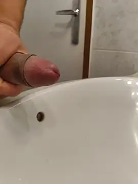 Montuni6 Show in webcam