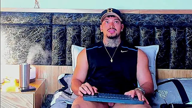 Stiven_collins webkamerás műsora