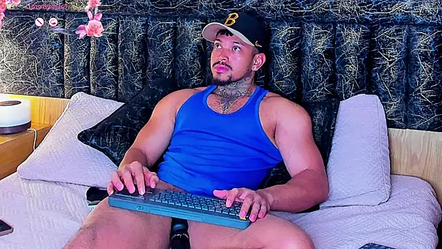 Show modela Stiven_collins na web-kameri