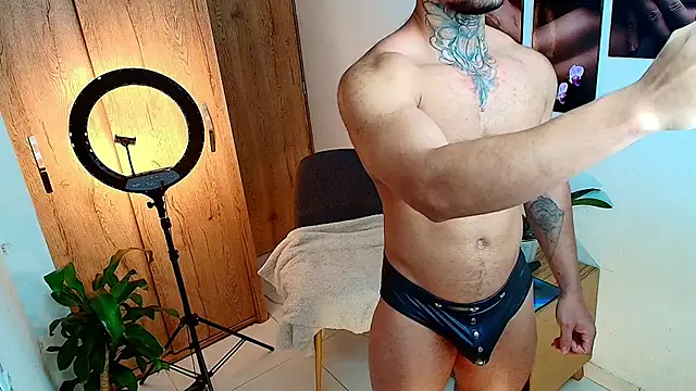 Stiven_collins Show in webcam