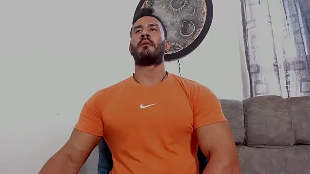 curt_xxx 在線直播表演
