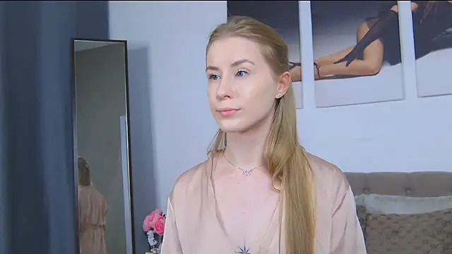 Chat XXX en directo de VioletiSwone