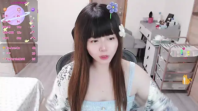 a0513's Live XXX Chat