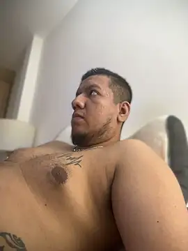 MarkGray_ Show in webcam