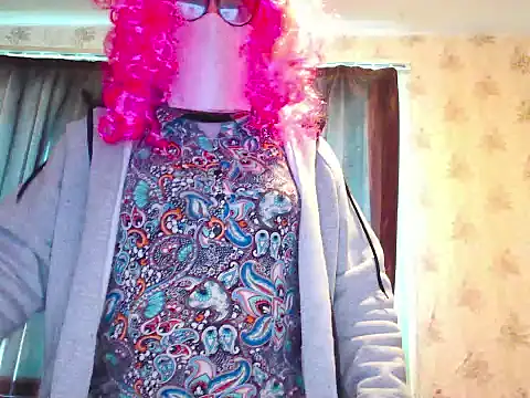 Crossdresser_Elena Show Webcam