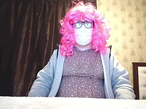 Crossdresser_Elenaのウェブカメラショー