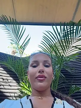 Syka0001 Show in webcam