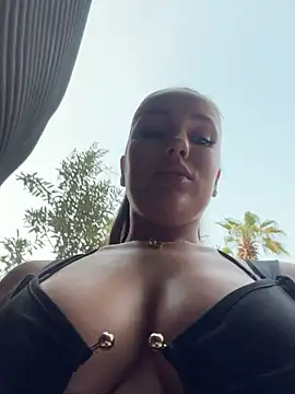 Syka0001 Show in webcam