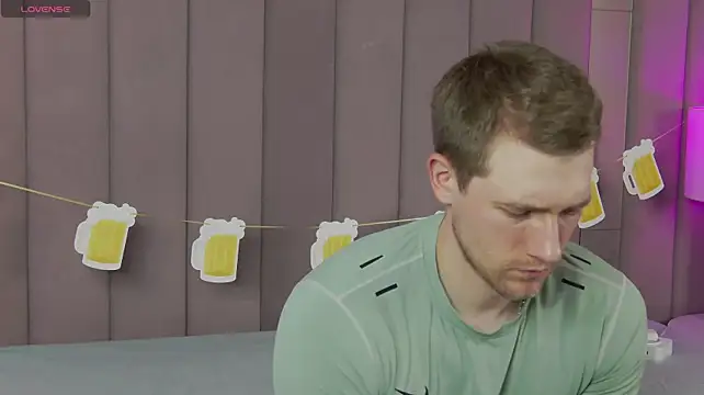 EthanPinkman 在線直播表演