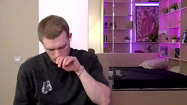 EthanPinkman Show Webcam