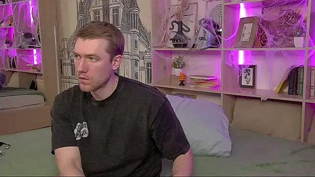 EthanPinkman 在線直播表演