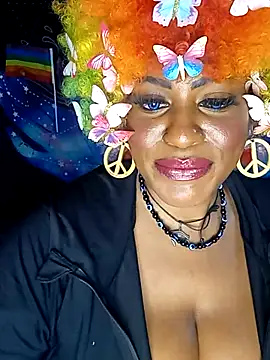 AmazonianMistress' Webcam Show
