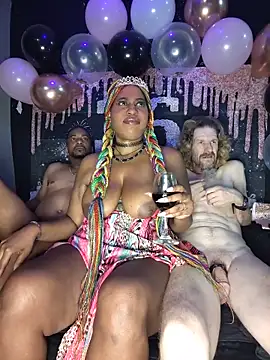Show webcam de AmazonianMistress