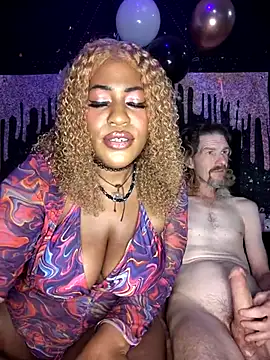 AmazonianMistress Pertunjukan Webcam