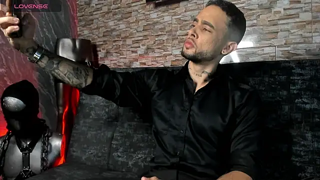 Seth_Owner's Webcam Show