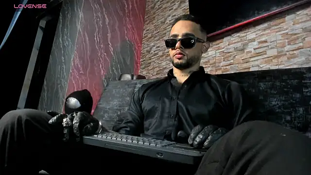 Seth_Owner Webcam Show