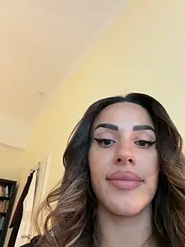 -Alisa Adlı Modelin Web Kamerası Şovu