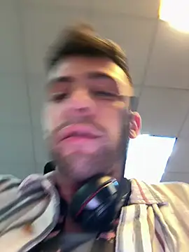 הופעת וובקאם של Graysontaylor@xh